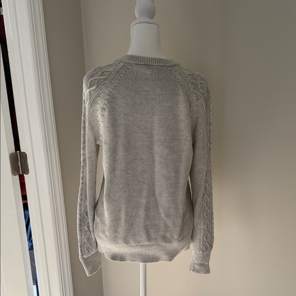 GAP Women's Light Gray Cable Knit Sweater - Picture 2 of 3